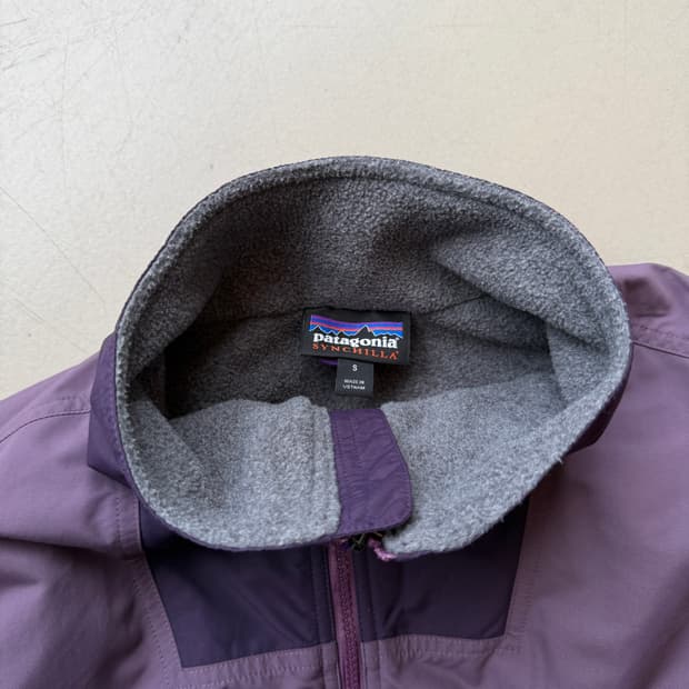 파타고니아 신칠라 쉘드 봄버 자켓