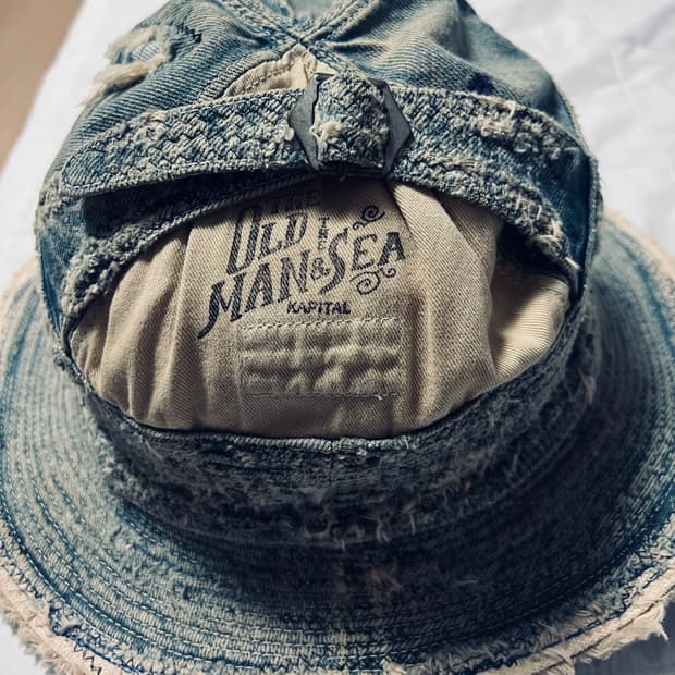 캐피탈 노인과바다 버킷햇 판매