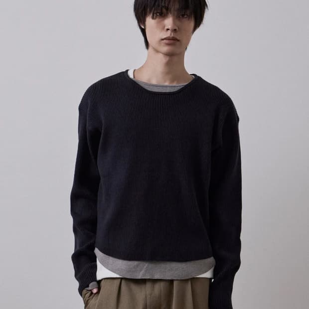 르아브 더블 레이어드 콘트라스트 텍스쳐 니트 새상품