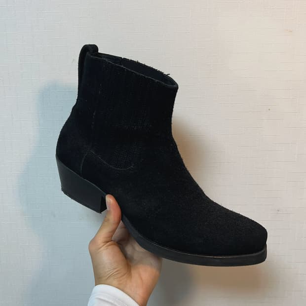 아워레가시 쿠반 헤어리 스웨이드 블랙