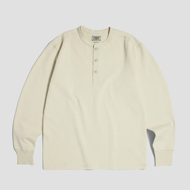 [새제품] 브론슨 헨리넥 아이보리 XXL