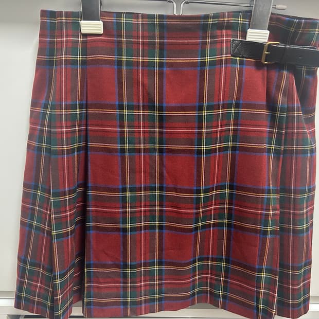 유니클로 플리츠 미디 스커트