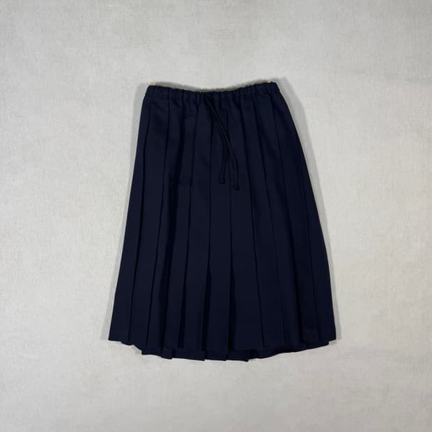Pleats Navy Long Skirt