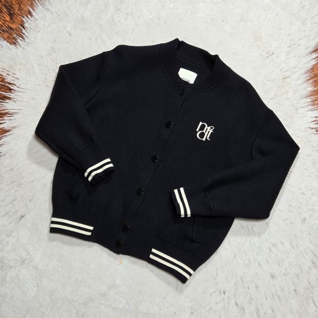 엔니튜드 니트 가디건 바시티 자켓