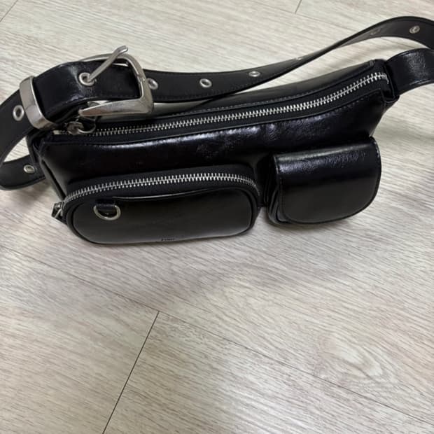 파인드카푸어 벨티 포켓백25 블랙