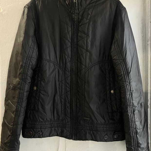 Diesel 블랙 퀼팅 자켓 M