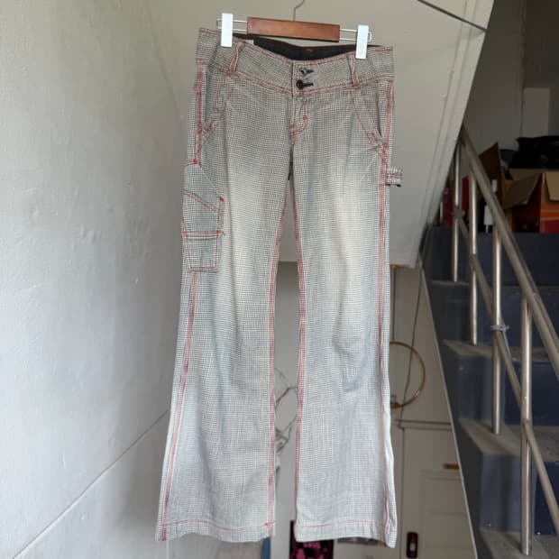 로우 새깅 부츠컷 패턴 신치백 팬츠