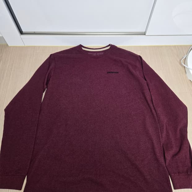 파타고니아 롱 슬리브 M (버건디)