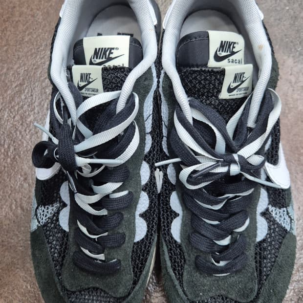 나이키 사카이 베이퍼와플 블랙 화이트 운동화 / 265(정품)