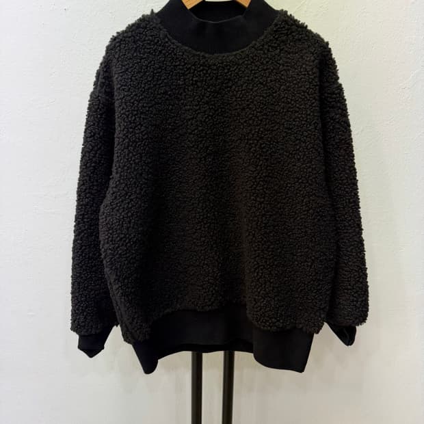  정품) COS 코스 여성 오버핏 뽀글이 맨투맨 XS