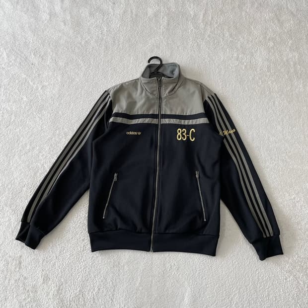 105 아디다스 베켄바우어 83C 카키블랙 트랙탑 져지 XL