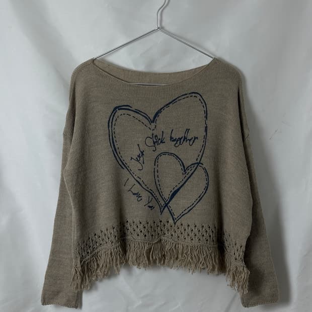 하트 테슬 보트넥 니트