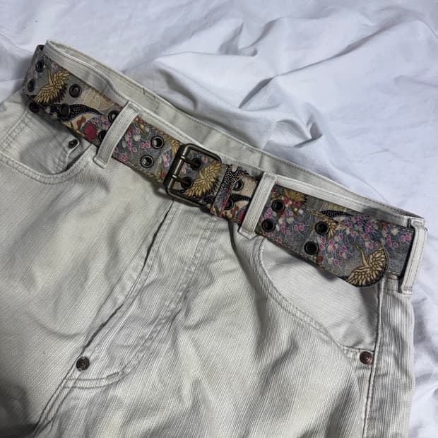 빈티지 오리엔탈 레더 벨트 학 