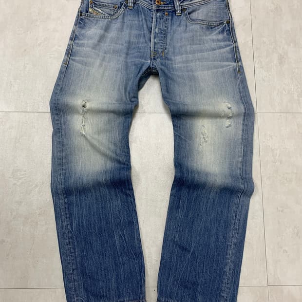 디젤 스트레이트 데님 팬츠 #102