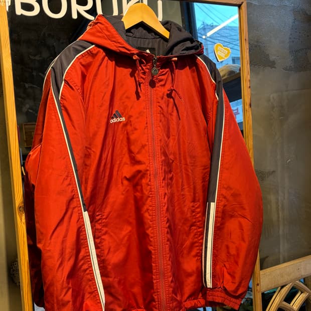 아디다스 올드스쿨 딥레드 바람막이 85