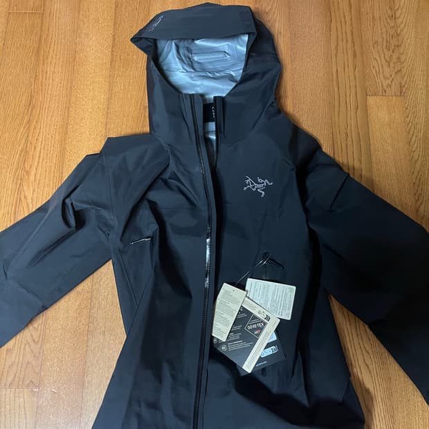 아크테릭스 베타 자켓 블랙 S 새제품