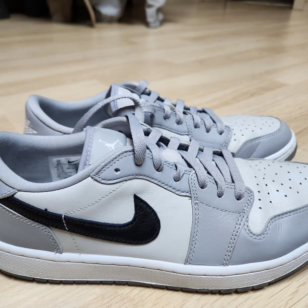 나이키 조던1 골프 울프그레이 색상 280mm