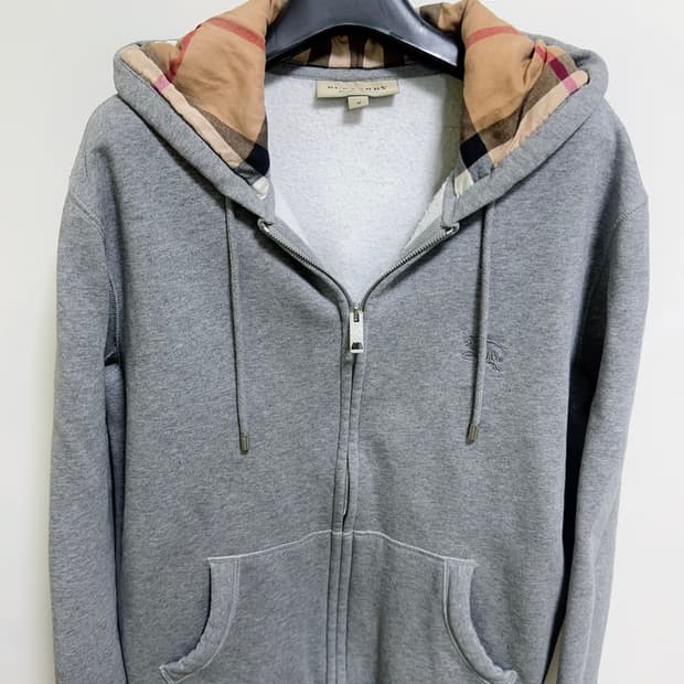 [M] 버버리 클레어든 지퍼 후드 그레이 체크 후드집업