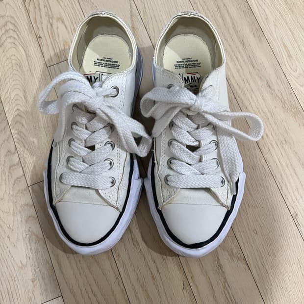 (40) 메종 미하라 야스히로 피터슨 OG 화이트