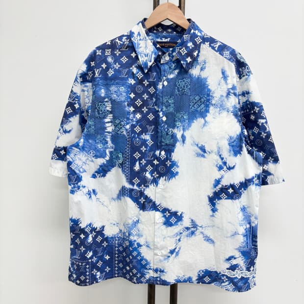 [XXL]루이비통 LV로고 반다나 반팔 셔츠