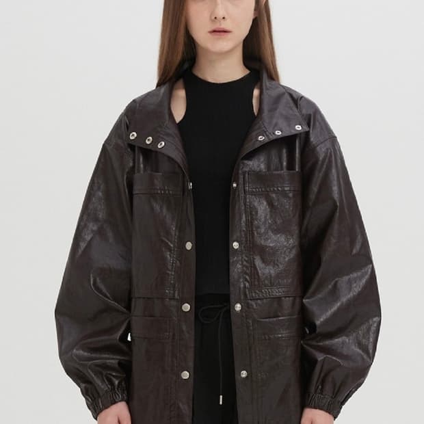 민더리 BIG POCKET LEATHER JUMPER BROWN