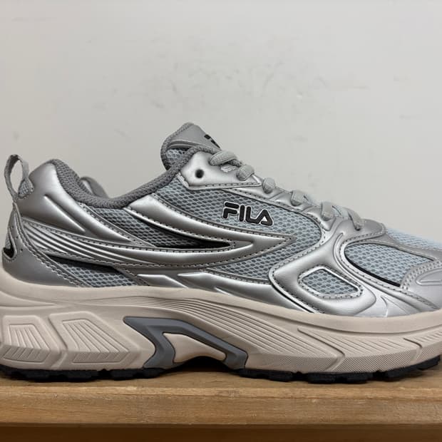 휠라 남성 운동화 255