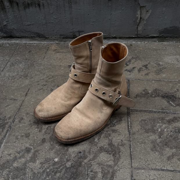 마르지엘라 버클 스트랩 엔지니어드 부츠