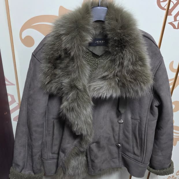 제시뉴욕 폭스퍼 무스탕