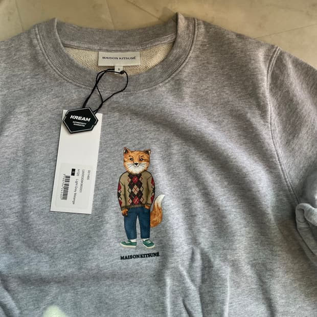 새상품(S)메종키츠네 x 바버 로고 맨투맨 그레이