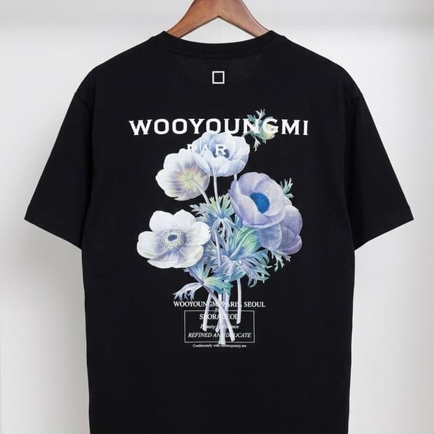 [발색/23년식] 우영미 백로고 플라워 반팔