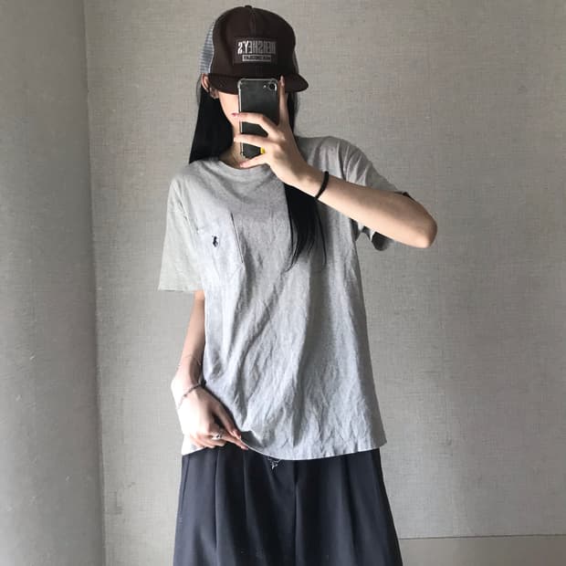폴로 그레이 포켓 반팔티셔츠
