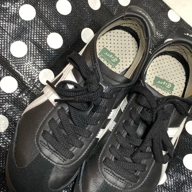 오니츠카타이거 멕시코66 블랙화이트