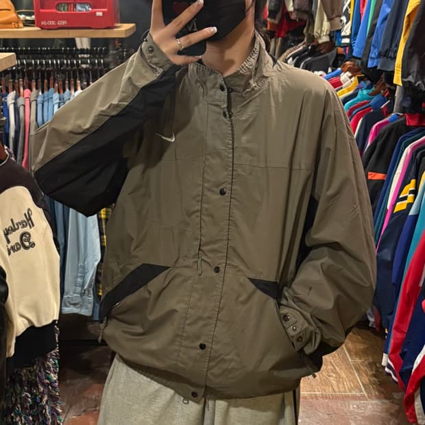 [HI] nike 바람막이 브라운