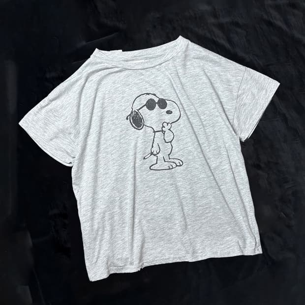 일본빈티지 피너츠 그레이 반팔티셔츠