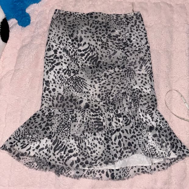 일본 빈티지 패턴 미디 스커트 셔링 지브라 레오파드 h라인 프릴