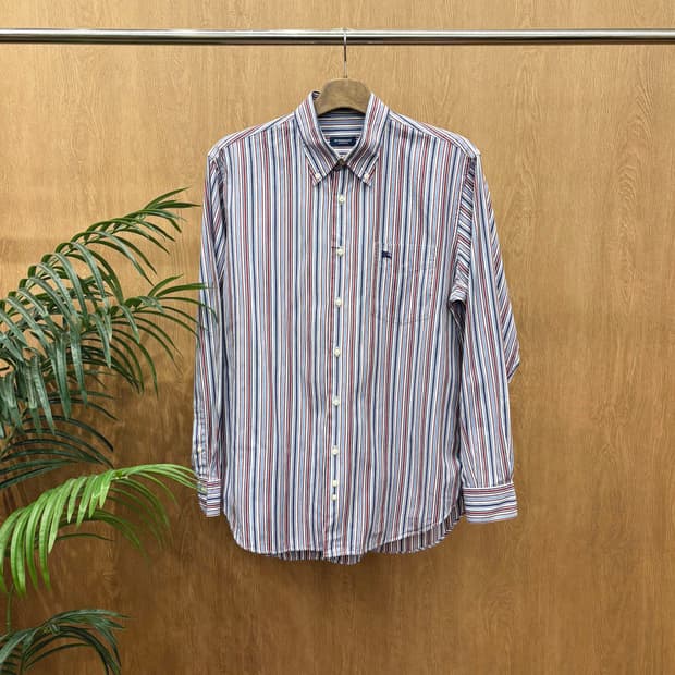 버버리 런던 코튼 긴팔 셔츠 스트라이프 패턴 자수 디테일 블루 버건디