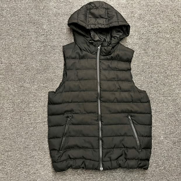 [95] 지유 GU 후드 패딩베스트 M