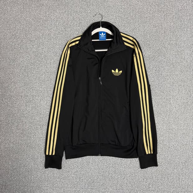 아디다스 파이어버드 져지 블랙 골드 해외 M 트랙탑 검금