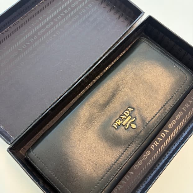 프라다 장지갑