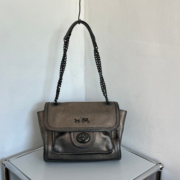 Coach vintage leather shoulder bag