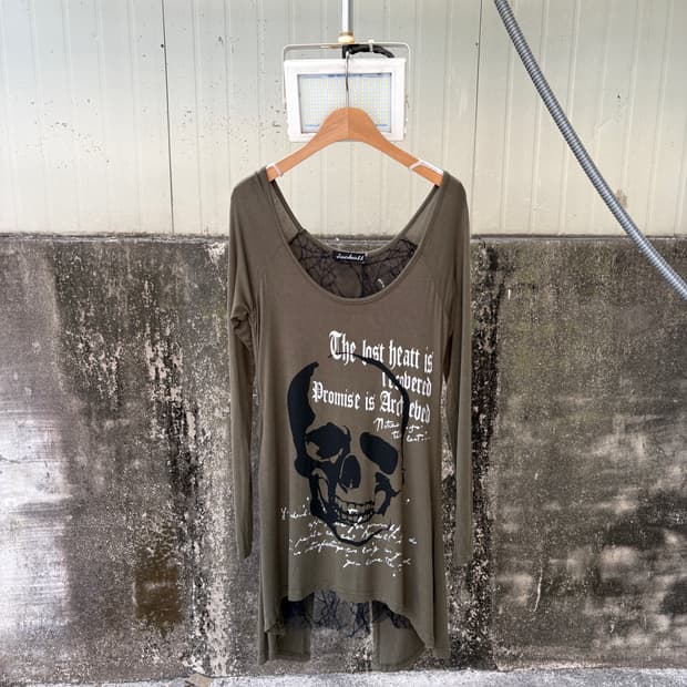 JACKALL 스컬 프린트 레이스 시스루 탑 티셔츠