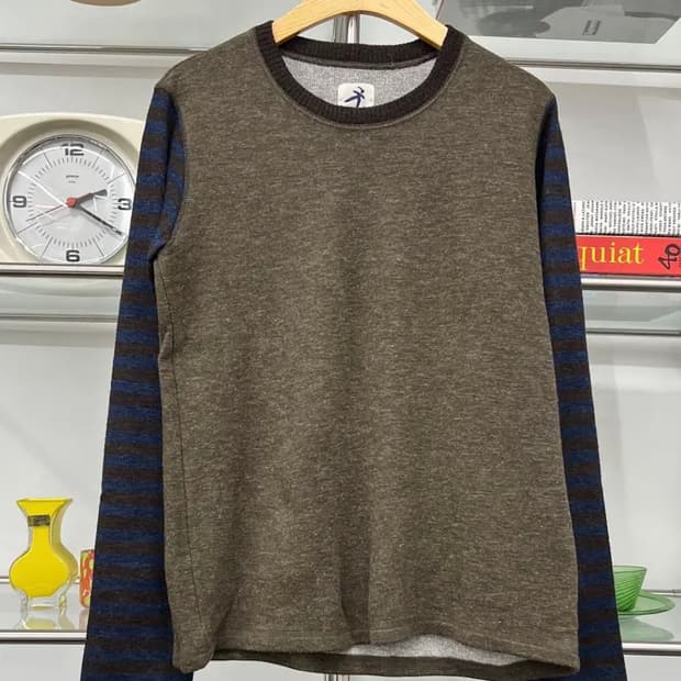 HAI SPORTING GEAR BY ISSEY MIYAKE 니트