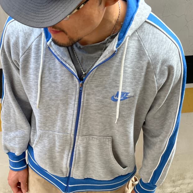 70-80s Nike hoodie zip