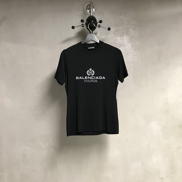발렌시아가 블랙 반팔 티셔츠 M(W)
