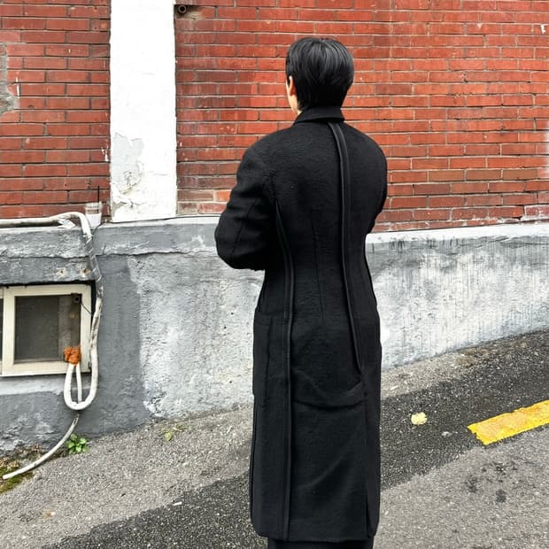 ECKHAUS LATTA black form coat (m size)