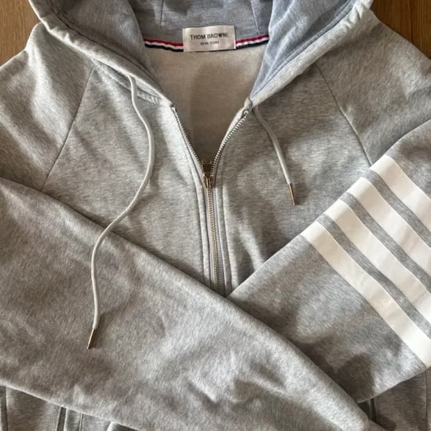 톰브라운후드집업