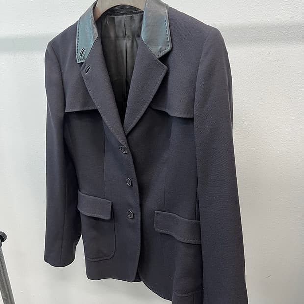 여) 브리오니 레더 믹스 블레이져 