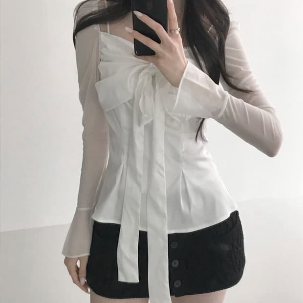 힐다 고희 실키 스완 블라우스 화이트