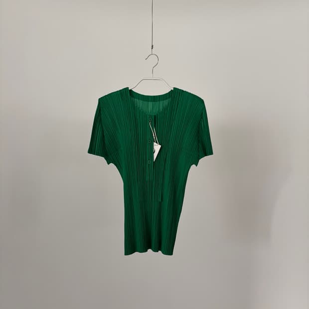 Patchwork Pleated Button Top
