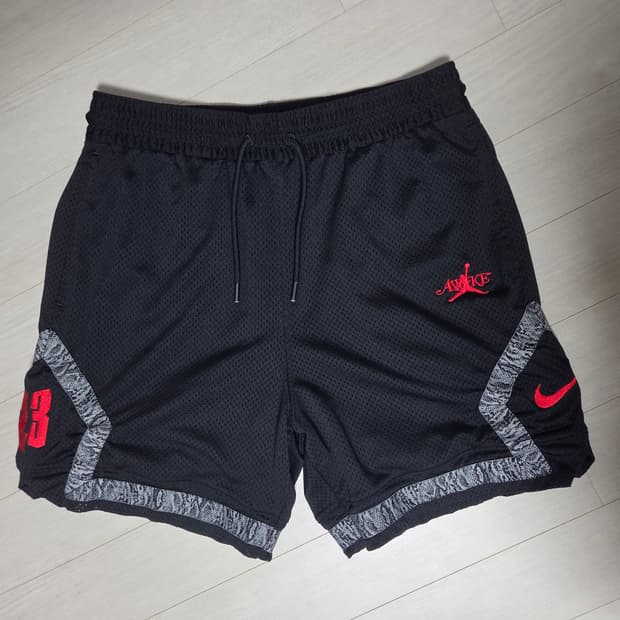 [M] 나이키 조던 x awake 어웨이크 NY 다이아몬드 쇼츠 블랙